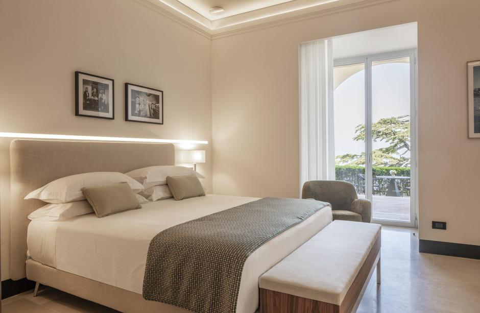 Unconventional Junior Suites 5
