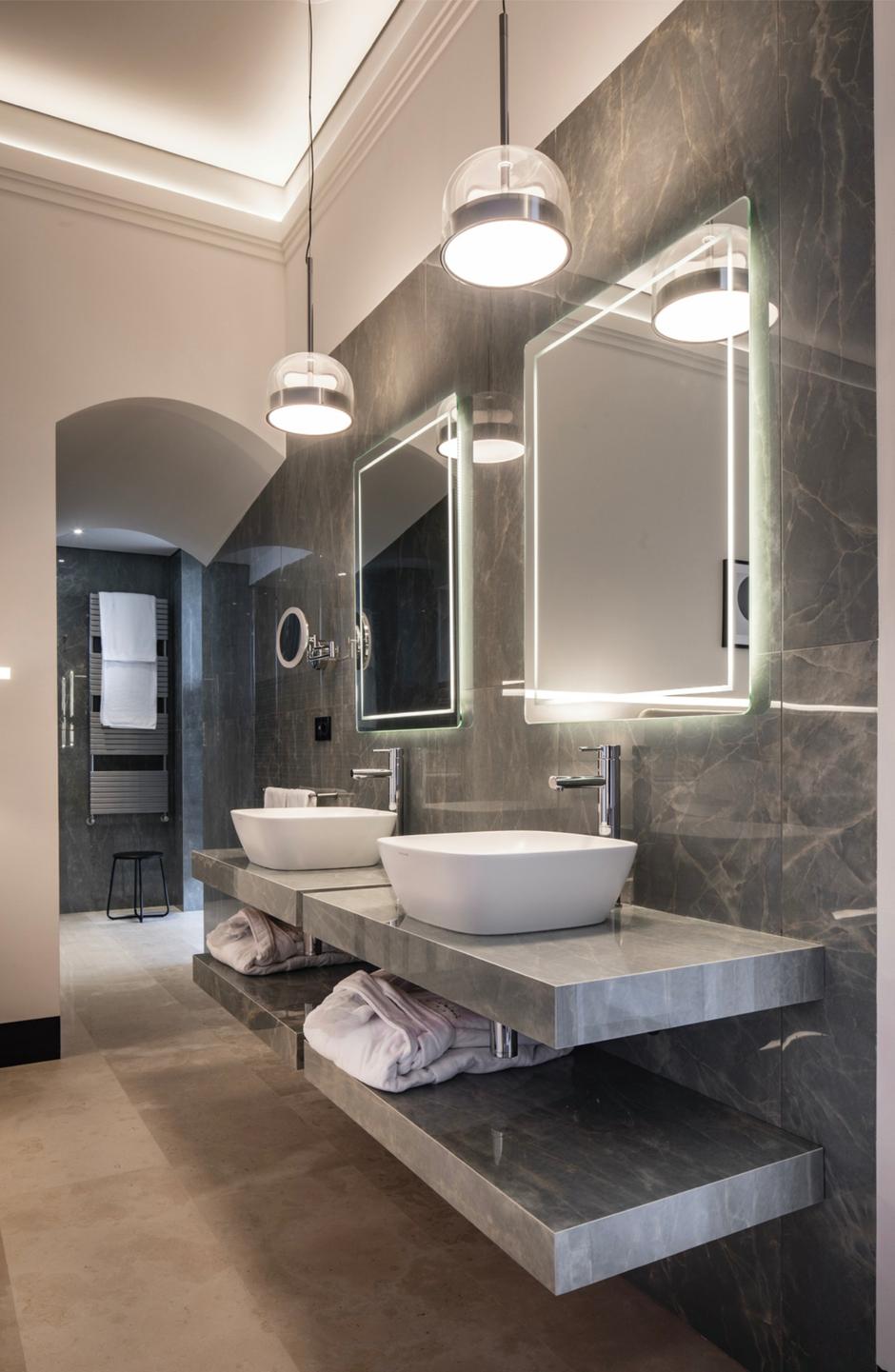 Prestige Suite 6